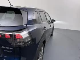 Suzuki S-Cross thumbnail 37