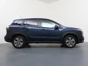 Suzuki S-Cross thumbnail 6