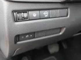 Nissan Qashqai thumbnail 12