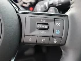 Nissan Qashqai thumbnail 14