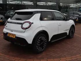 Nissan Micra thumbnail 5