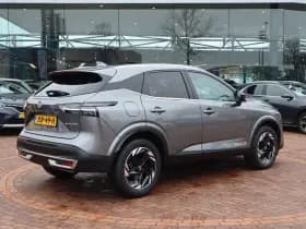 Nissan Qashqai thumbnail 4