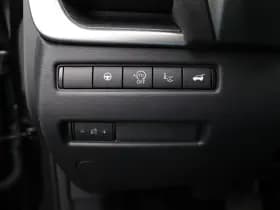 Nissan Qashqai thumbnail 27