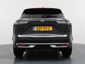 Nissan Qashqai thumbnail 4