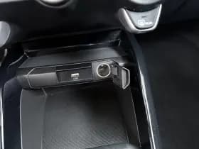 Kia Rio thumbnail 18