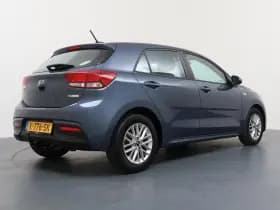 Kia Rio thumbnail 5