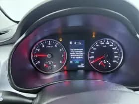 Kia Rio thumbnail 10