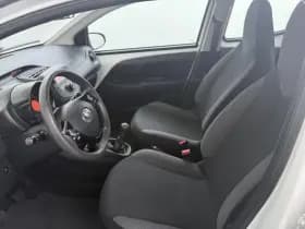 Toyota Aygo thumbnail 13