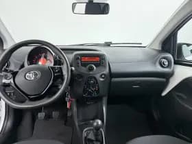 Toyota Aygo thumbnail 9