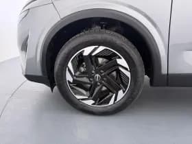 Nissan Qashqai thumbnail 16