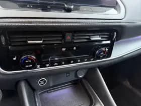 Nissan Qashqai thumbnail 17