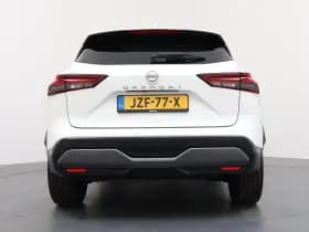 Nissan Qashqai thumbnail 4