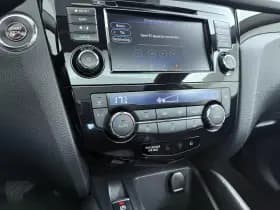 Nissan Qashqai thumbnail 11