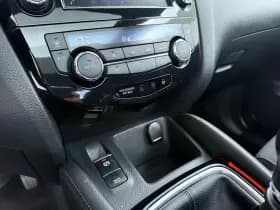 Nissan Qashqai thumbnail 17
