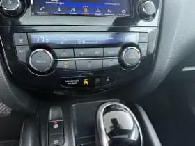 Nissan Qashqai thumbnail 17