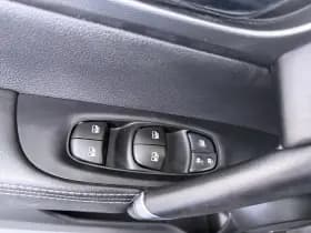 Nissan Qashqai thumbnail 24