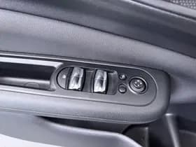 MINI Clubman thumbnail 24