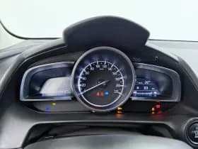 Mazda 2 thumbnail 10