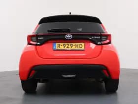 Toyota Yaris thumbnail 4