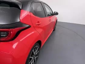 Toyota Yaris thumbnail 36