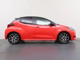 Toyota Yaris thumbnail 6