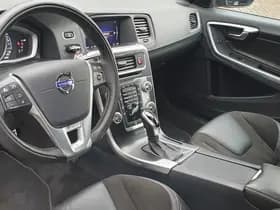 Volvo V60 thumbnail 18