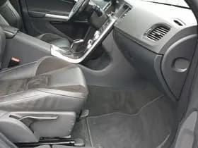 Volvo V60 thumbnail 24