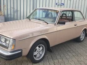 Volvo 242 thumbnail 11