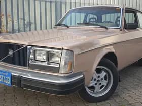 Volvo 242 thumbnail 5
