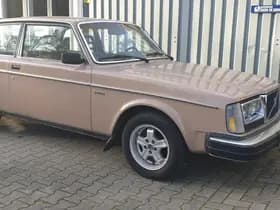 Volvo 242 thumbnail 9