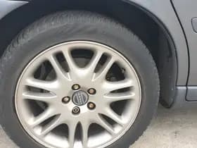Volvo V70 thumbnail 21