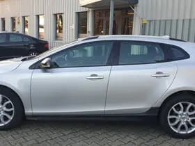 Volvo V40 thumbnail 18