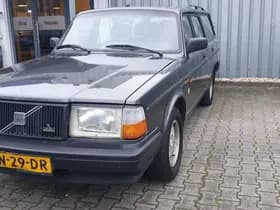 Volvo 240 thumbnail 3