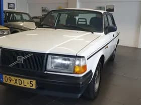 Volvo 240 thumbnail 10