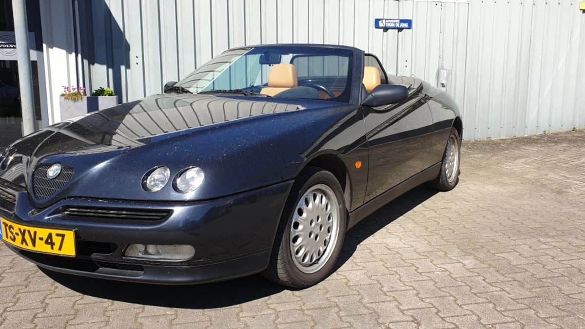 Alfa Romeo Spider — foto 1