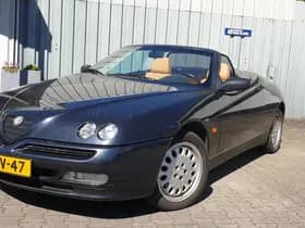 Alfa Romeo Spider thumbnail 3
