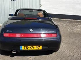 Alfa Romeo Spider thumbnail 6