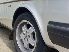 Volvo 244 thumbnail 27