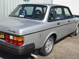 Volvo 244 thumbnail 10