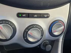 Hyundai i10 thumbnail 18