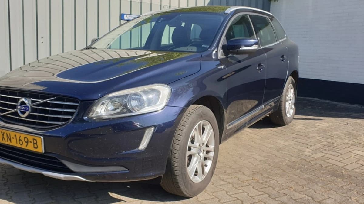 Volvo XC60 — foto 1