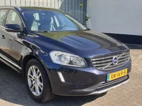 Volvo XC60 thumbnail 2