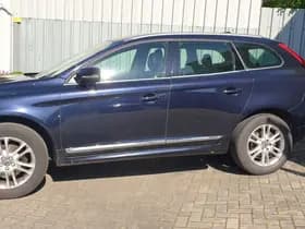 Volvo XC60 thumbnail 4