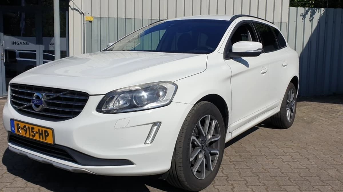 Volvo XC60 — foto 1