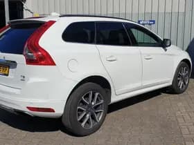 Volvo XC60 thumbnail 16