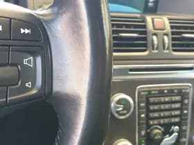 Volvo XC60 thumbnail 40