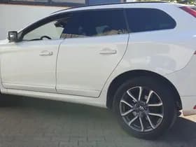 Volvo XC60 thumbnail 5