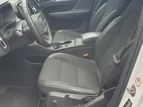 Volvo XC40 thumbnail 25
