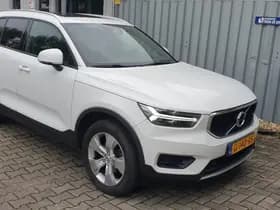 Volvo XC40 thumbnail 4
