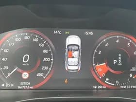 Volvo XC40 thumbnail 43